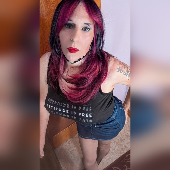 Meet your Posher, Robin - Picture 1 of 4